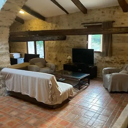 Maison Ancienne Xvii: Piscine Casa de Férias Aumelas